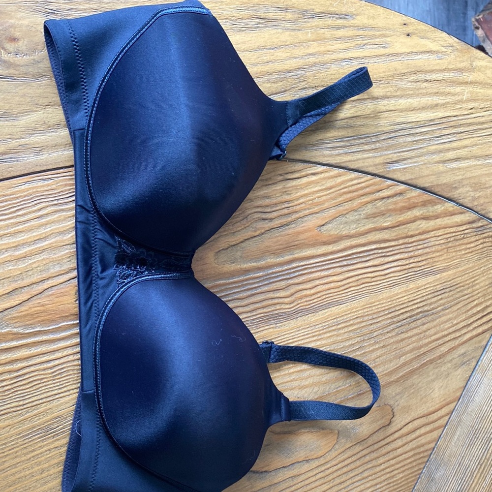 Black Vanity Fair Bra
